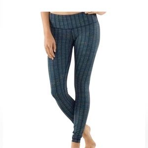 Lululemon Wunder Under Pant Ziggy Wee Inkwell blue/green size 6